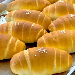 ชิโอะปัง (กรอบนอกนุ่มใน)