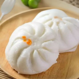 ซาลาเปาไส้หมูแดงเจ steamed bun with barbecued vegan porkless