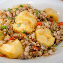 เต้าหู้ไข่หมูสับคั่วพริกเกลือ