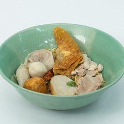 ก๋วยเตี๋ยวลูกชิ้นปลา