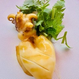 ปลาหมึกย่างน้ำจิ้รสเด็ด