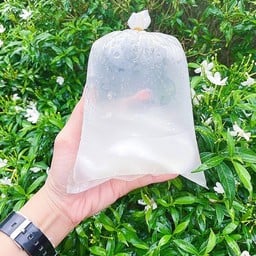 น้ำส้มคั้นสด คุณโบว์