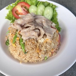 ข้าวผัดหมูนุ่ม
