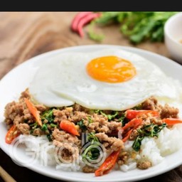 ขัาวกระเพราเนื้อสับ