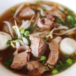 ก๋วยเตี๋ยวหมูตุ๋นน้ำใส(น้ำหมูตุ๋น)