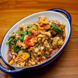 ไก่ผัดใบกะเพรา