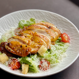 สลัด ไก่เหลืองบางแสน