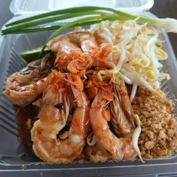ผัดไทกุ้งสด
