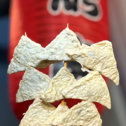 ฟองเต้าหู้สามเหลี่ยม (ชาบูน้ำดำ)