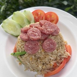 ข้าวผัดแหนม