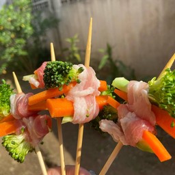 สามชั้นพัน บล็อคโคลี&แครอท