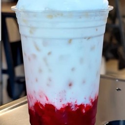 นมสดสตรอว์เบอร์รี่