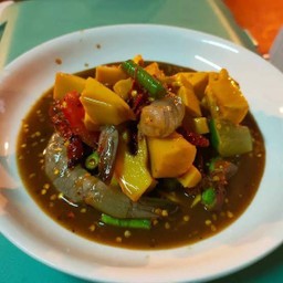 ตำหน่อไม้กุ้งสด