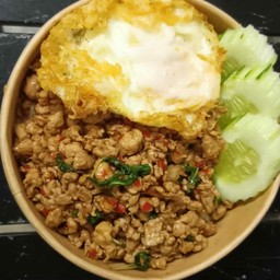 กะเพราหมูสับ(ไม่รวมข้าว)