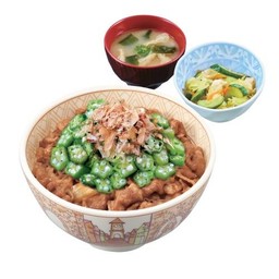 ข้าวหน้าเนื้อโอคุระ และชุดสุดคุ้ม