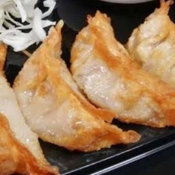 เกี๊ยวซ่า