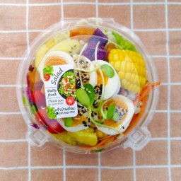 สลัดผักรวมมิตร ธัญพืช ไข่ต้ม