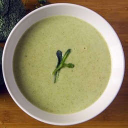 CREAM OF BROCCOLI SOUP - KREMALI BROKOLİ ÇORBASI