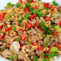หมูสับผัดพริกเกลือ