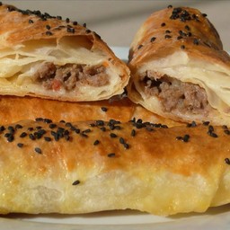 MINCED MEAT PASTRY - KIYMALI BÖREK