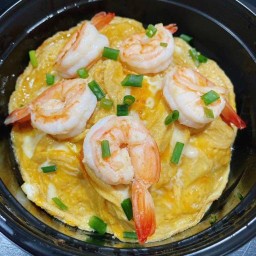 At Home@57 ข้าวกะเพรา(พริกแห้ง) ไข่ข้น คั่วพริกเกลือ (กระทุ่มแบน) สาขากระทุ่มแบน