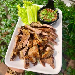 หมูย่างจิ้มแจ่ว