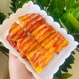 ขนมปังปิ้งแยมสตรอเบอรี่