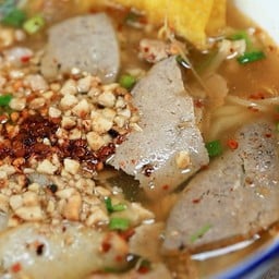 กลมเกลียว ก๋วยเตี๋ยวหมูต้มยำโบราณ กัลปพฤกษ์