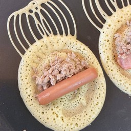 ไก่สับ+ไส้กรอก(2ชิ้น)