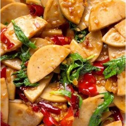 ข้าวกะเพราหมูยอ