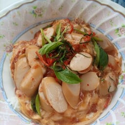 ข้าวไข่ข้นห่อหมกไส้กรอก