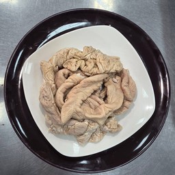 ไส้ใหญ่ต้ม