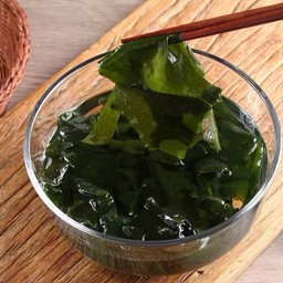 สาหร่ายวากาเมะ