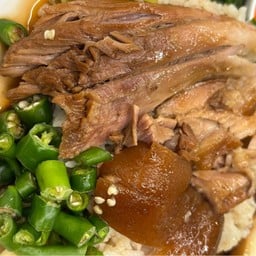 ข้าวขาหมู “ เฮียกิม“ Food hub