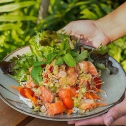 ยำแซลม่อน(ดิบ)