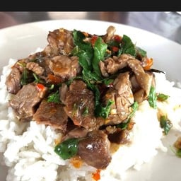 กะเพราเนื้อตุ๋น