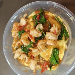 ข้าวไข่ข้นกะเพรากุ้ง