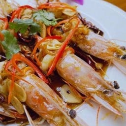 กุ้งแชบ๊วยใหญ่ทอดซอสมะขาม