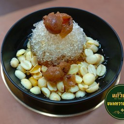 LL.เม็ดบัวในน้ำลำไย