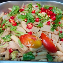 ยำไหลบัวไก่ยอ