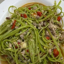 ผััดผักบุ้งหมูสับ