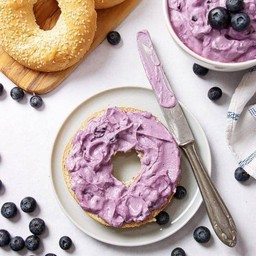 Blueberries cream cheese bagel