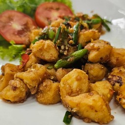 เต้าหู้ไข่คั่วพริกเกลือ