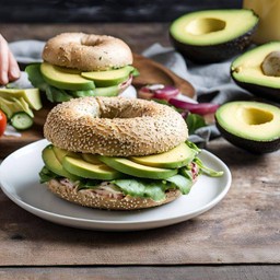 Vege avocado bagel