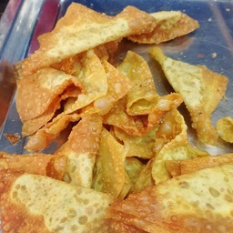 เกี้ยวใส่ผัก