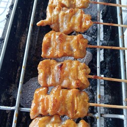 หมูปิ้ง โจ๊กหมู ใจดี