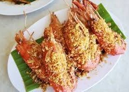 กุ้งแม่น้ำ ทอดกระเทียม  ( 3ตัว)