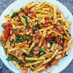 เฉิน  หอมกระทะ