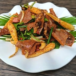 ยำสามกรอบ