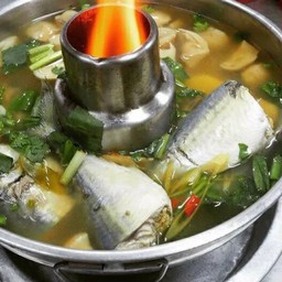 ต้มยำปลาทูโป๊ะ